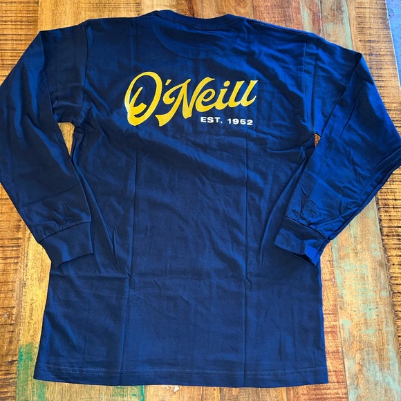 O’Neill Navy blue long sleeve graphic t-shirt/tee. Size Medium. NWT - Picture 6 of 7